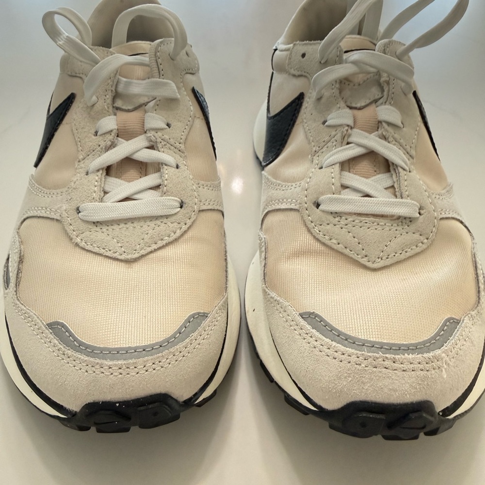 Nike Waffle One Sneakers